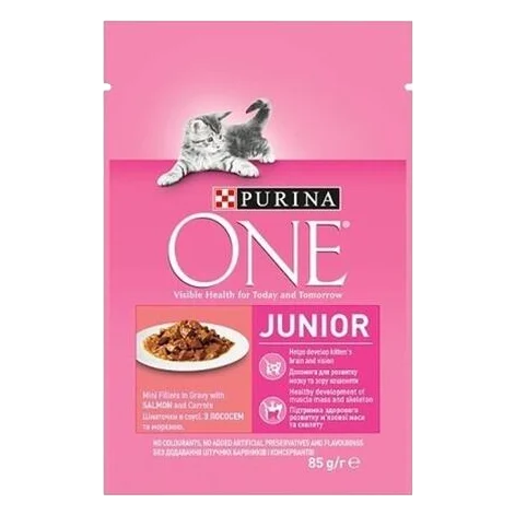 Nestlé PURINA ONE cat Junior mini filetky s lososom a mrkvou v šťave 26x85g